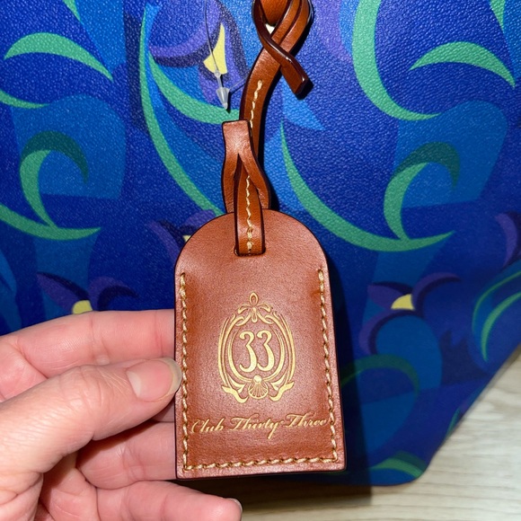 NWT Disney Dooney & Bourke Club 33 Le Salon Nouveau Tote - Picture 2 of 10
